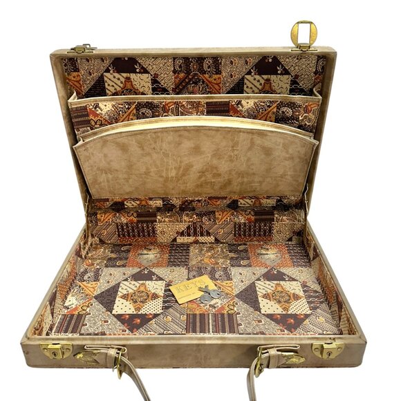 Vintage Patchwork Tapestry Briefcase With Handle Key Lock Keys Included 17x12x3 - Picture 4 of 14